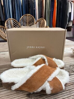 Jenni Kayne Chestnut Suede Shearling Crossband Slides 38
